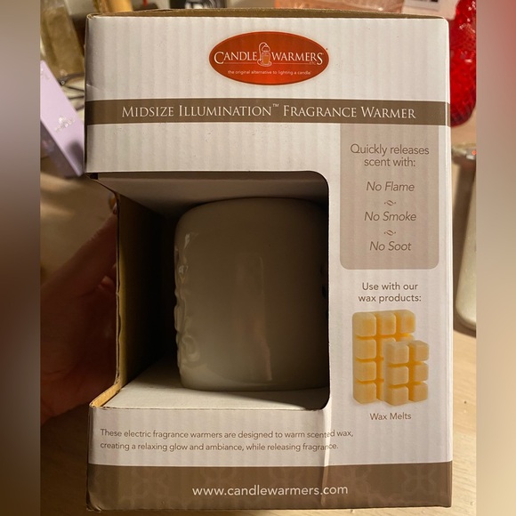 White Ceramic Wax Warmer - Picture 4 of 7